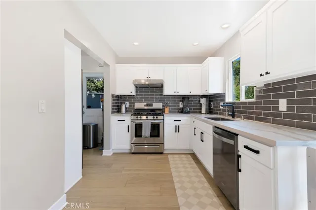 $1,475,000 | 805 North Kemp Street, Burbank, CA 91505