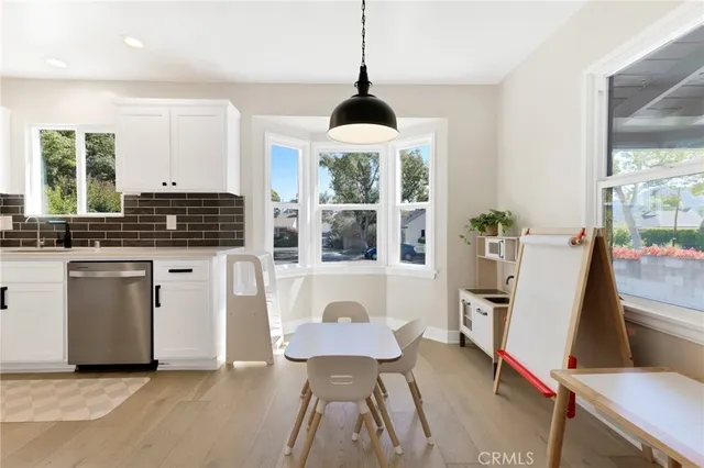 $1,475,000 | 805 North Kemp Street, Burbank, CA 91505