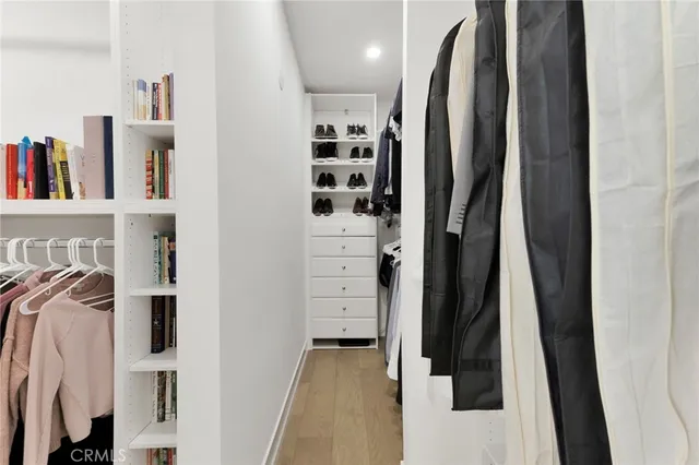 $1,475,000 | 805 North Kemp Street, Burbank, CA 91505