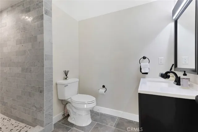 $1,475,000 | 805 North Kemp Street, Burbank, CA 91505