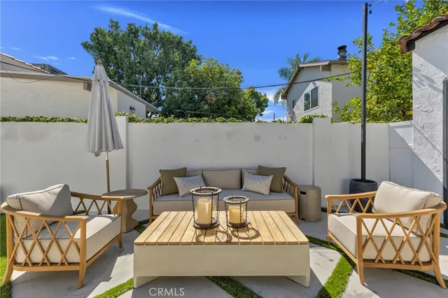 $1,475,000 | 805 North Kemp Street, Burbank, CA 91505