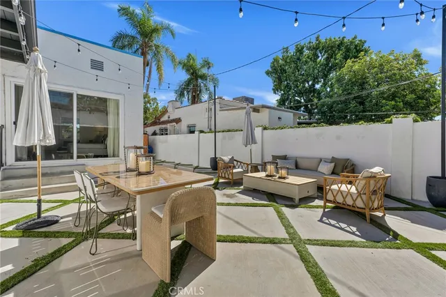 $1,475,000 | 805 North Kemp Street, Burbank, CA 91505