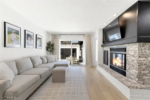 $1,475,000 | 805 North Kemp Street, Burbank, CA 91505