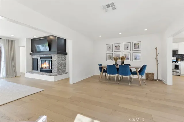 $1,475,000 | 805 North Kemp Street, Burbank, CA 91505