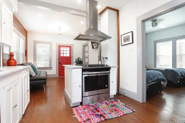 $1,395 | 131 Klein Street, Unit 1, San Antonio, TX 78204