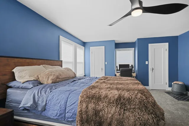 a view of walk in closet