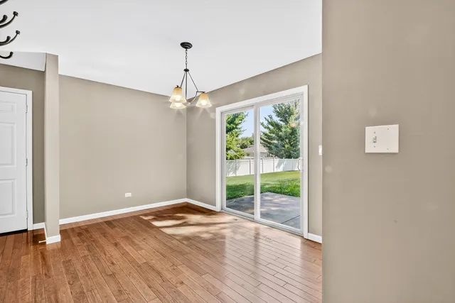 $360,000 | 606 Briarwood Court, Elwood, IL 60421