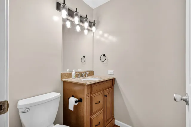 $360,000 | 606 Briarwood Court, Elwood, IL 60421