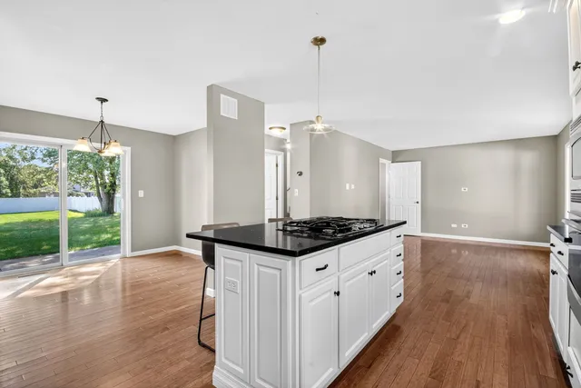 $360,000 | 606 Briarwood Court, Elwood, IL 60421