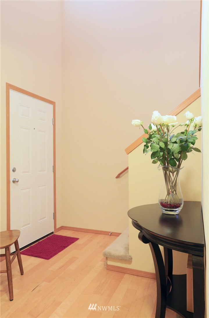 1321 174th Street Southeast Bothell, WA 98012 - Photo 2 of 18 Gallery Image 2