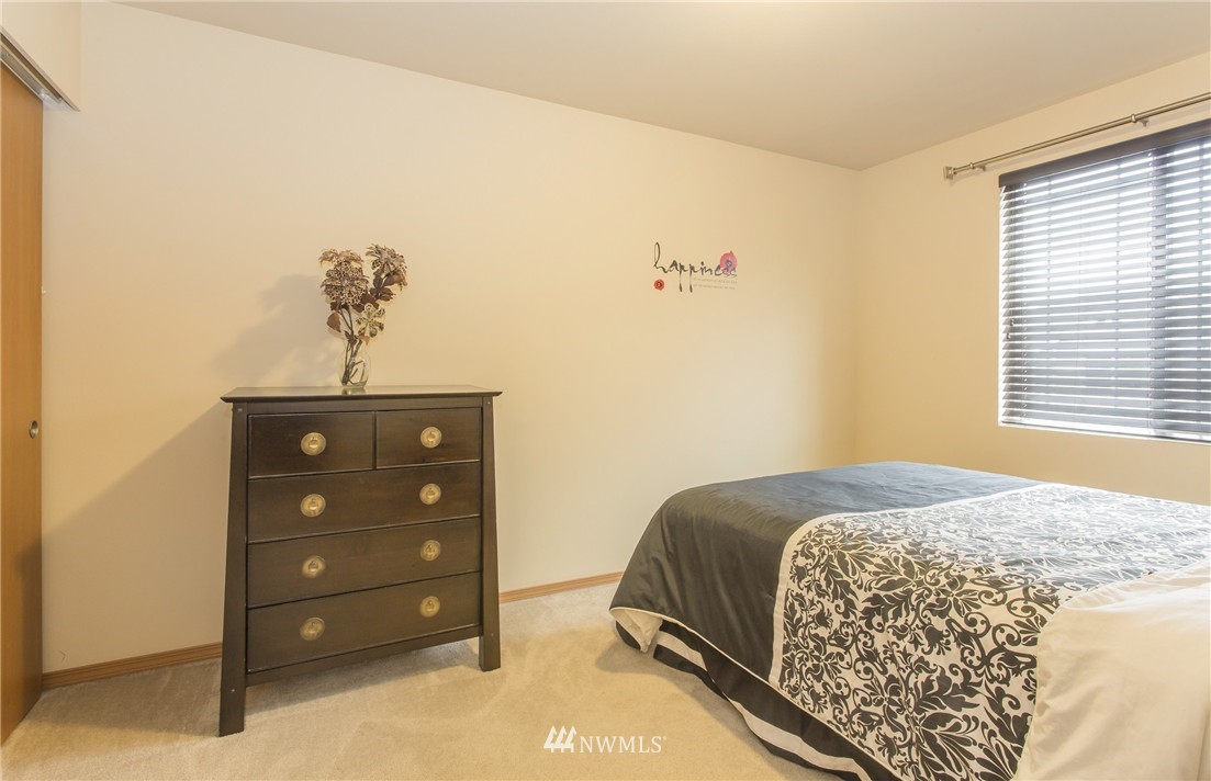 1321 174th Street Southeast Bothell, WA 98012 - Photo 13 of 18 Gallery Image 13