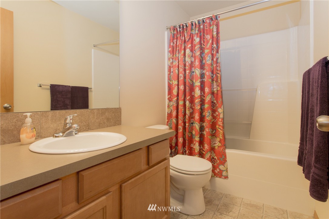 1321 174th Street Southeast Bothell, WA 98012 - Photo 14 of 18 Gallery Image 14