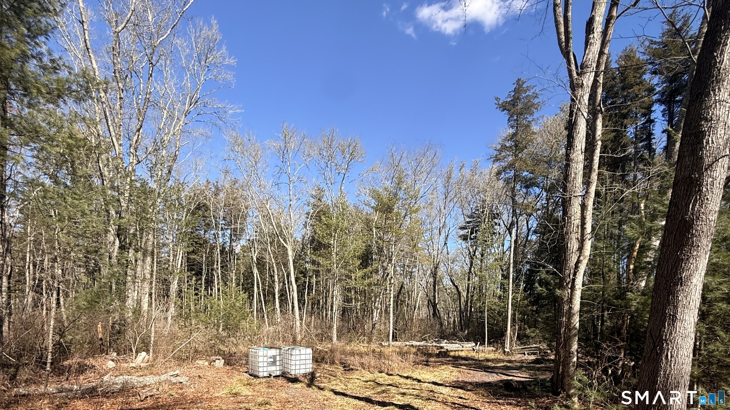 111 Stillman Road North Stonington, CT 06359 - Photo 6 of 12