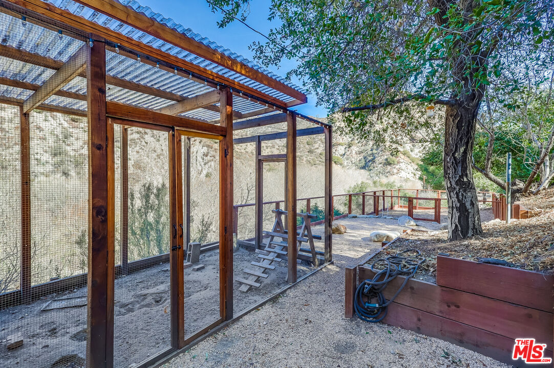4137 Big Tujunga Canyon Road Tujunga, CA 91042 - Photo 44 of 57 Gallery Image 44