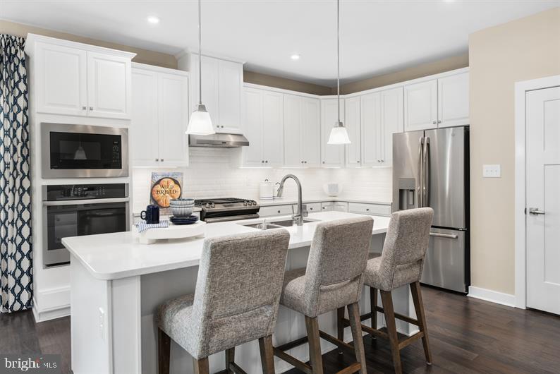 3138 Meander Bend Odenton, MD 21113 - Photo 4 of 31 Gallery Image 4