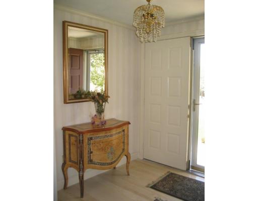 11 Carriage Lane Canton, MA 02021 - Photo 12 of 14