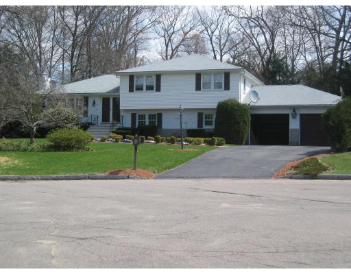 11 Carriage Lane Canton, MA 02021 - Photo 14 of 14