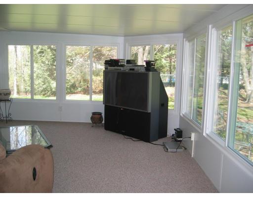 11 Carriage Lane Canton, MA 02021 - Photo 7 of 14