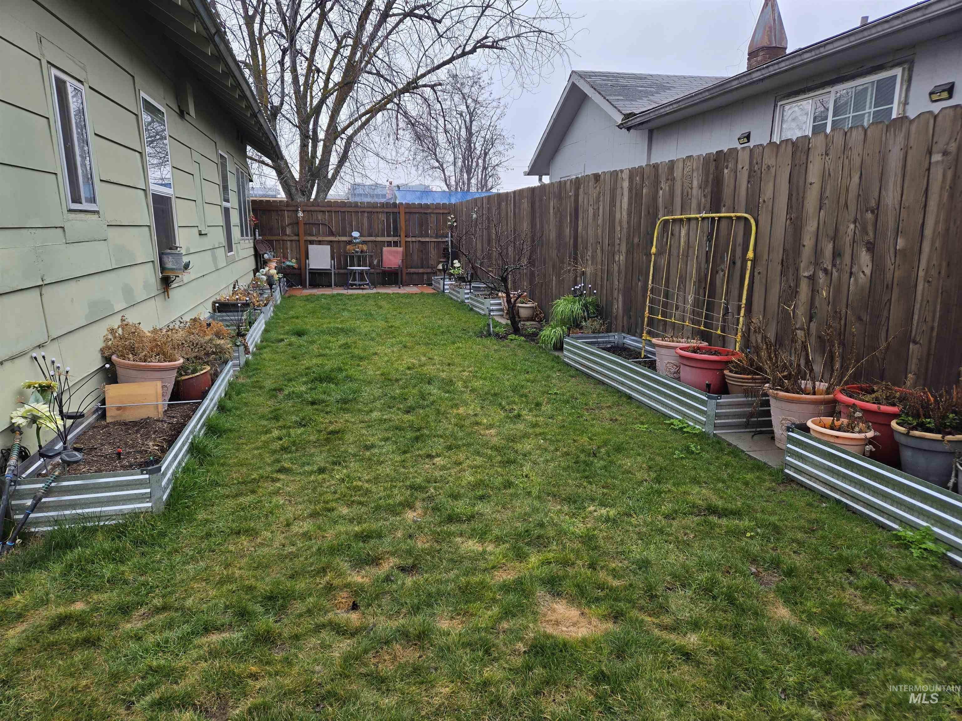 695 North Oregon Street Ontario, OR 97914 - Photo 3 of 36