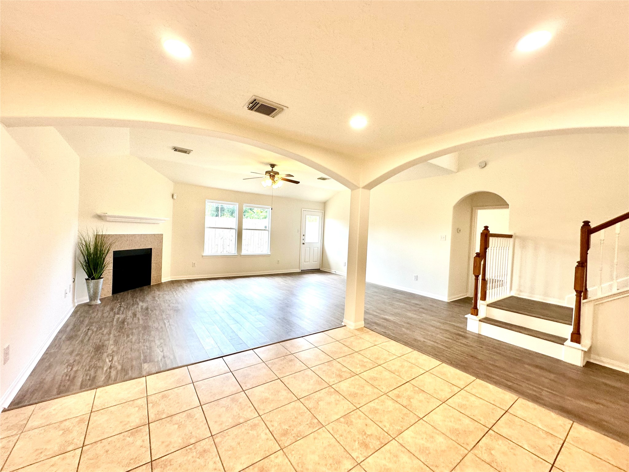 25311 Clover Ranch Drive Katy, TX 77494 - Photo 27 of 27 The floor plan flows nicely between the breakfast area, kitchen and living area.