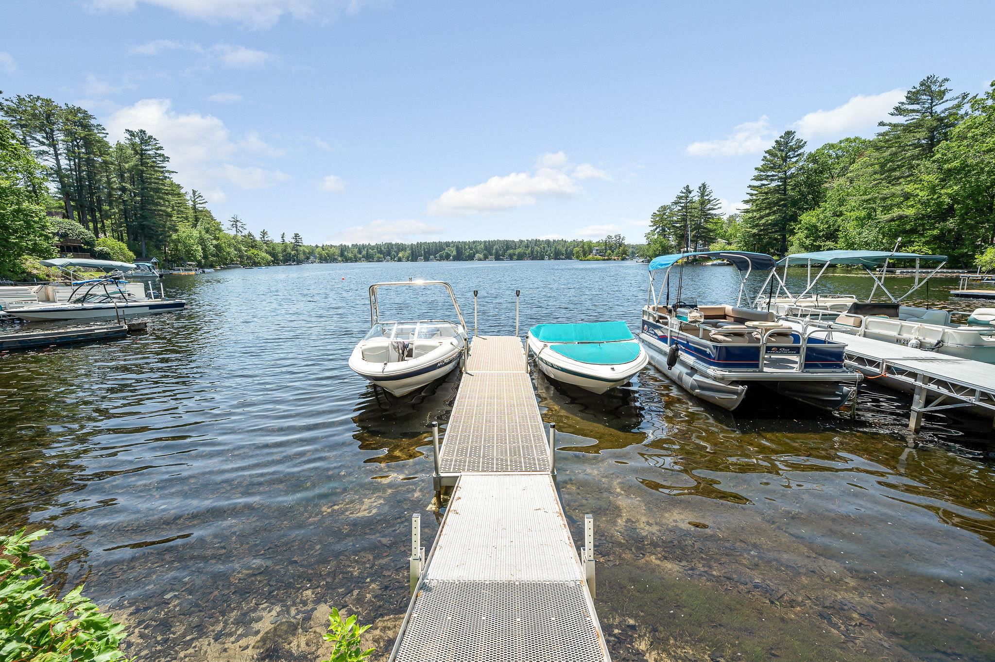91 Honor Roll Road Pelham, NH 03076 - Photo 1 of 39