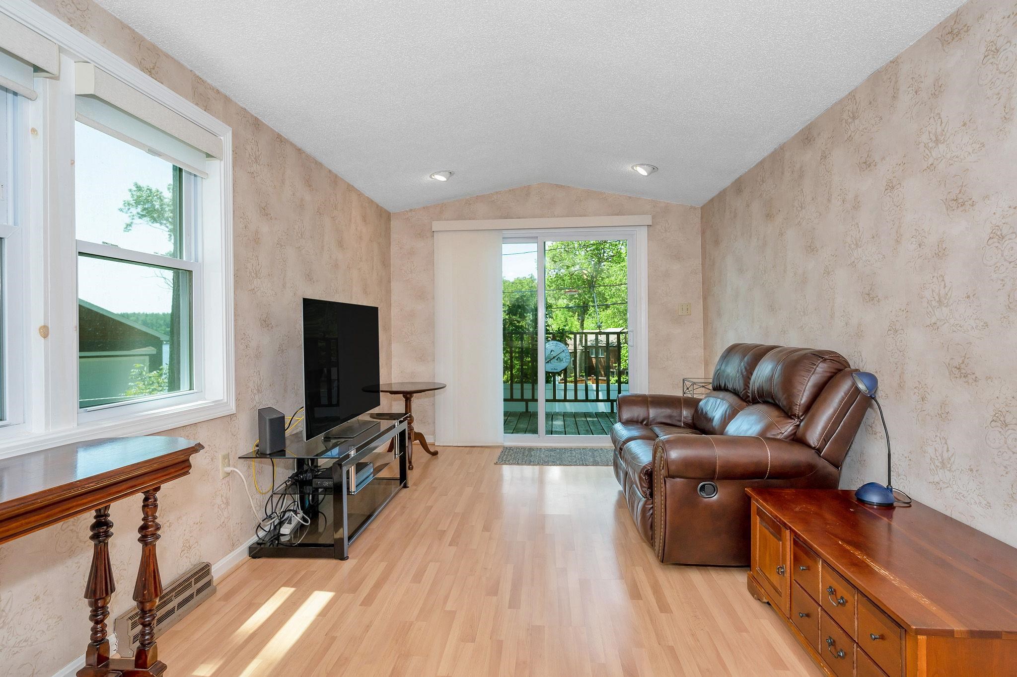 91 Honor Roll Road Pelham, NH 03076 - Photo 13 of 39