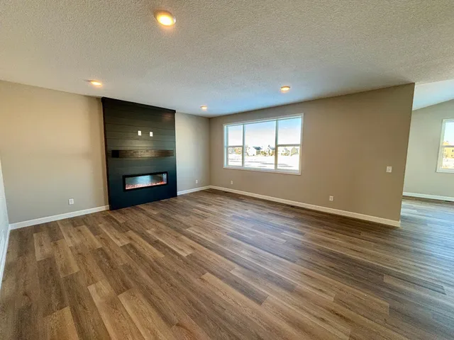 $659,900 | 11764 5th Street Northeast, Hanover, MN 55341