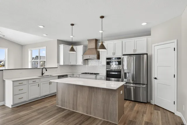 $659,900 | 11764 5th Street Northeast, Hanover, MN 55341