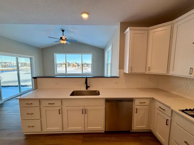 $659,900 | 11764 5th Street Northeast, Hanover, MN 55341