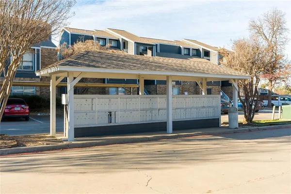 a house view with a outdoor space