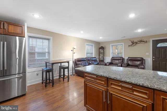 $275,000 | 5604 Fleetwing Drive, Levittown, PA 19057