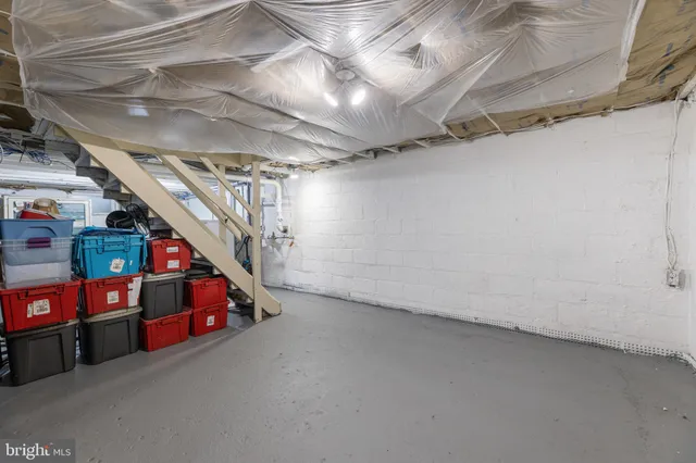 $275,000 | 5604 Fleetwing Drive, Levittown, PA 19057