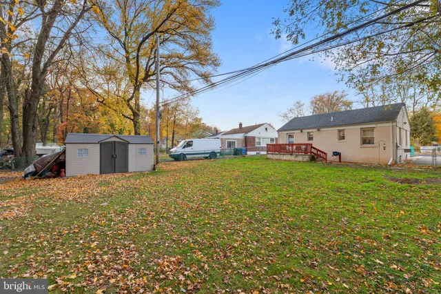 $275,000 | 5604 Fleetwing Drive, Levittown, PA 19057