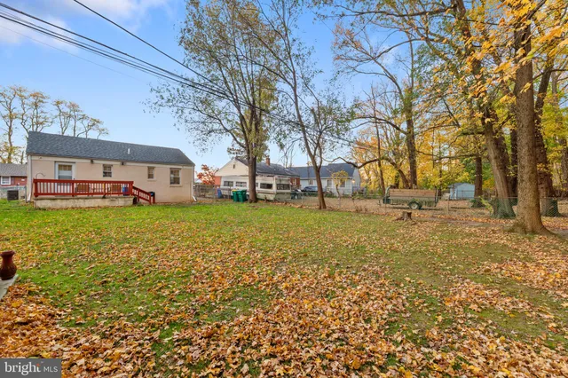 $275,000 | 5604 Fleetwing Drive, Levittown, PA 19057