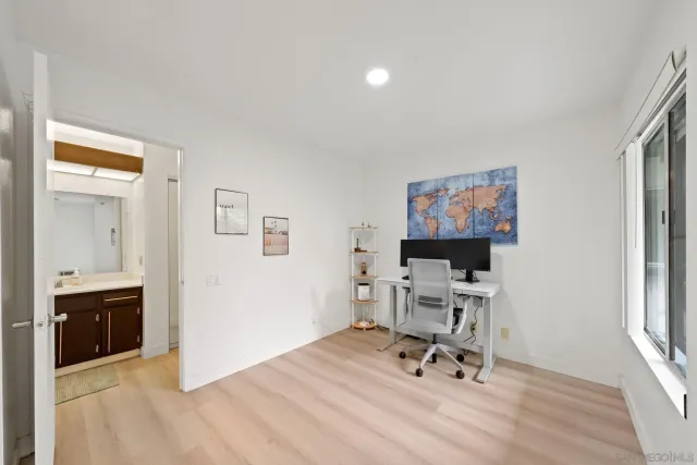 $405,000 | 8023 Caminito De Pizza, Unit E, San Diego, CA 92108