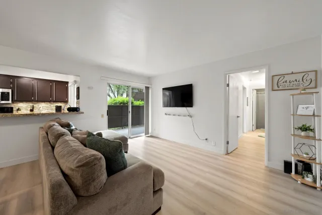 $405,000 | 8023 Caminito De Pizza, Unit E, San Diego, CA 92108