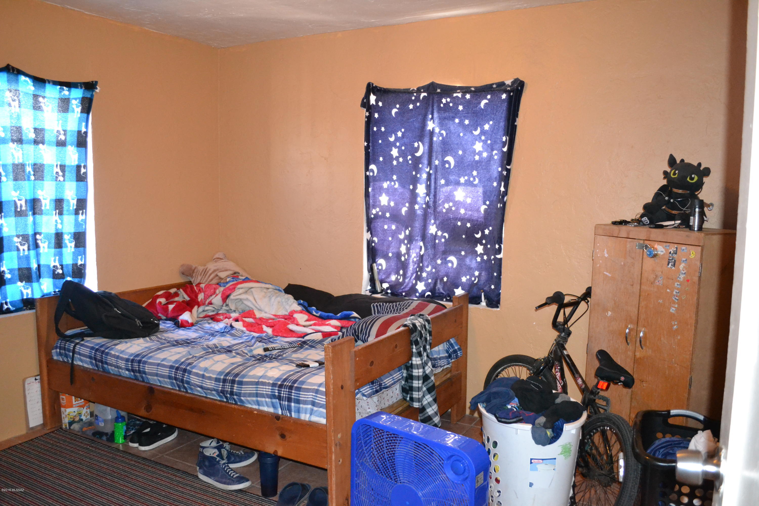 613 East Mohave Road Tucson, AZ 85705 - Photo 15 of 48