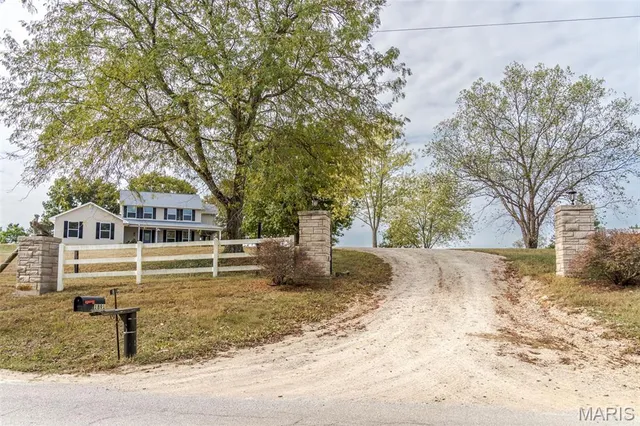 $975,000 | 1891 North 4 Mile Road, Washington, MO 63090
