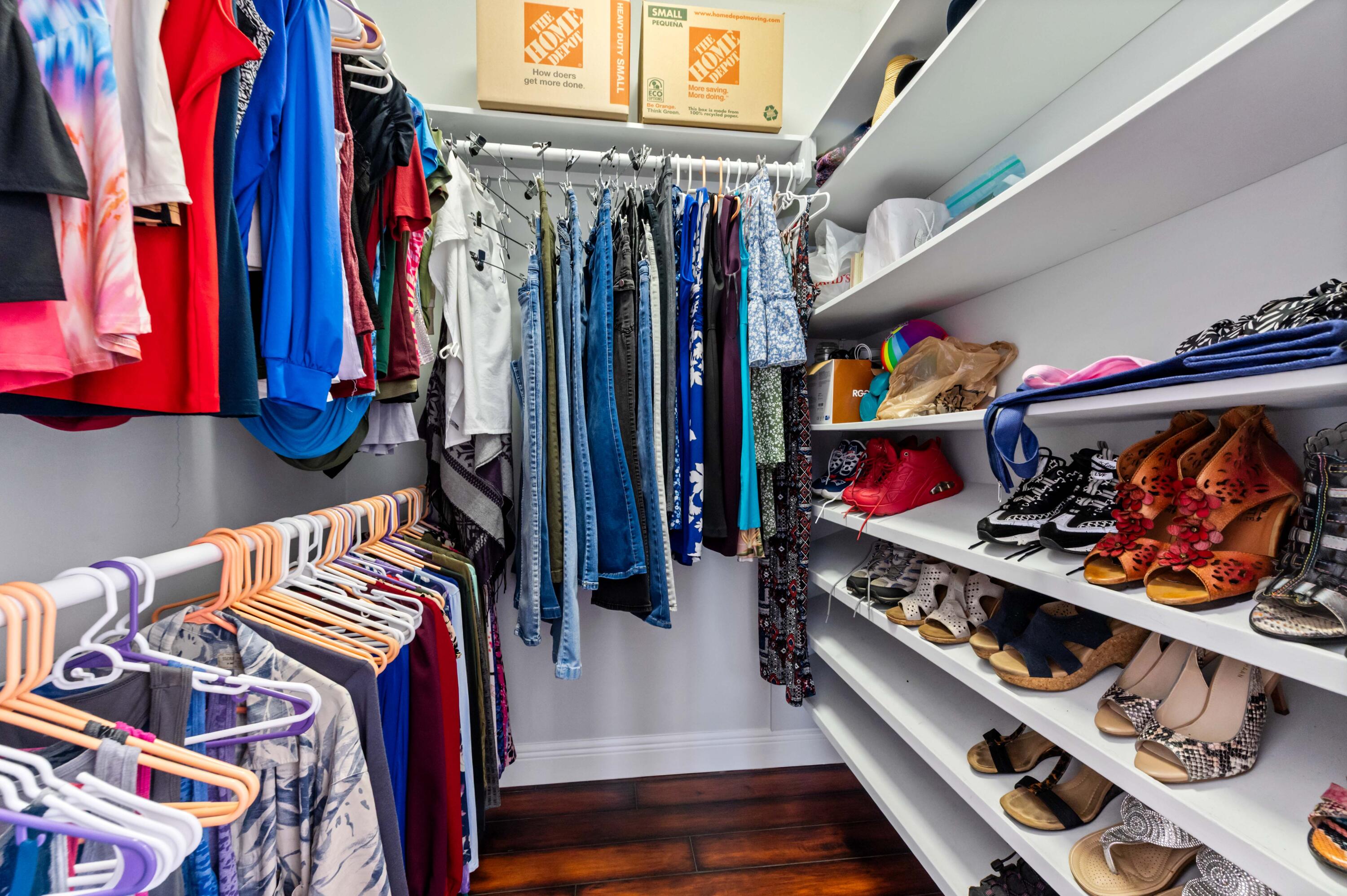 22320 Holcomb Place Boca Raton, FL 33428 - Photo 26 of 43 32 closet 01