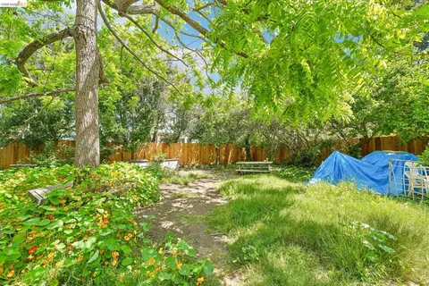 $2,400,000 | 1545 Dwight Way, Berkeley, CA 94703