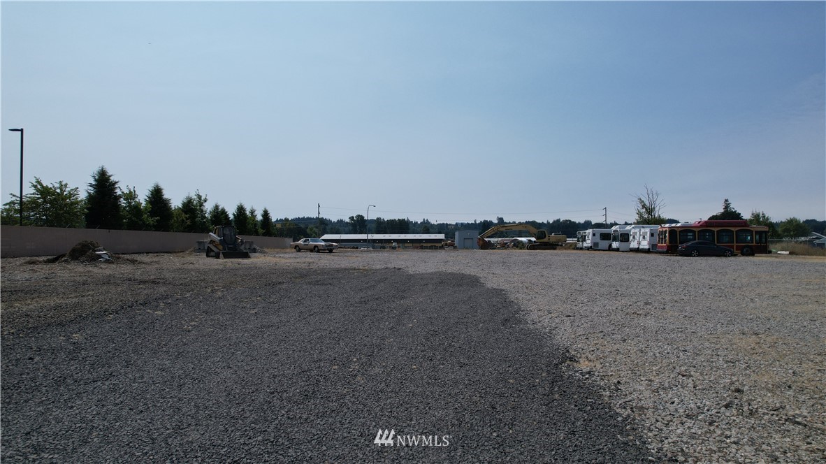 1676 Bishop Road Chehalis, WA 98532 - Photo 6 of 7 a view of a field and trees
