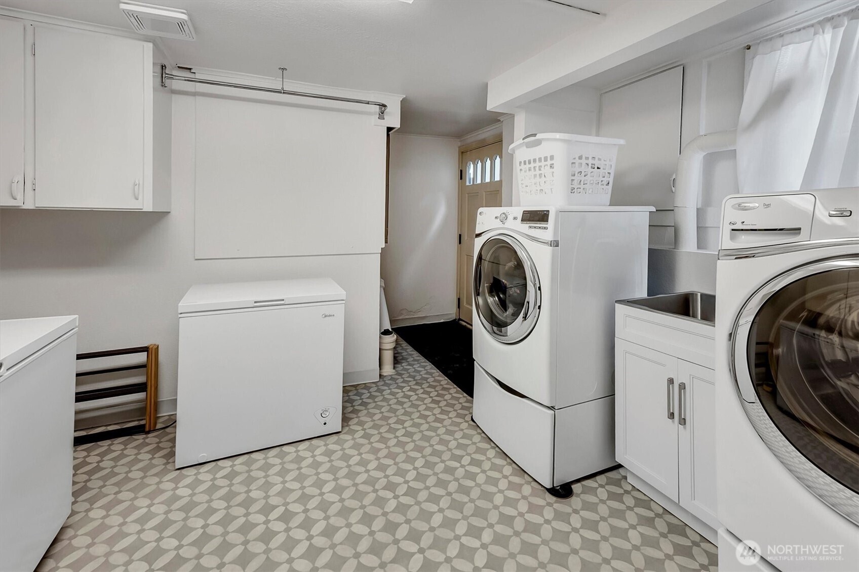 101 Prospect Street Seattle, WA 98109 - Photo 27 of 37