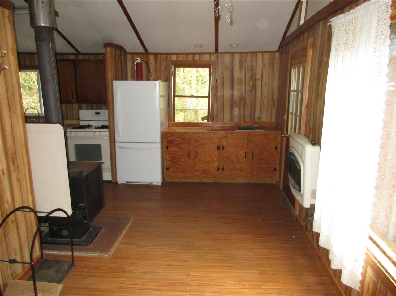245 Weaver Road Huntington, VT 05462 - Photo 17 of 35 Gallery Image 17