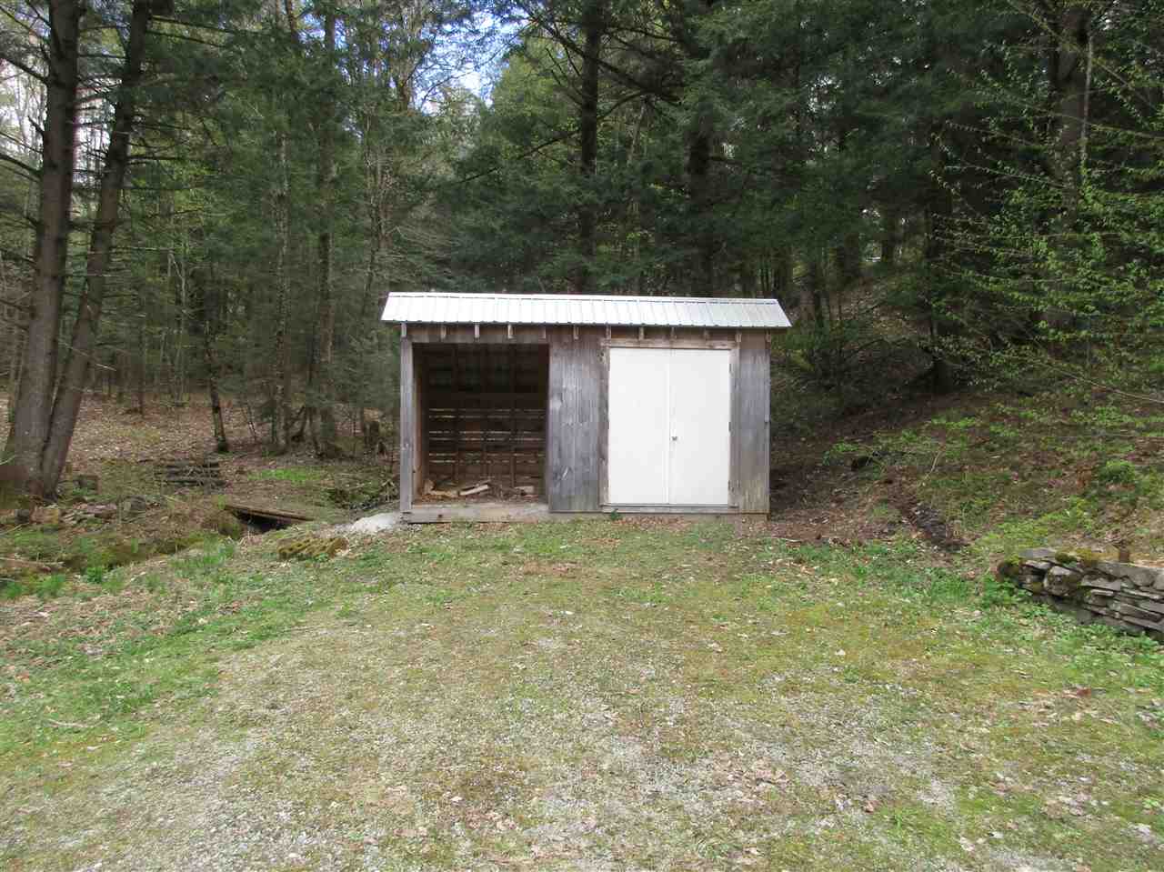 245 Weaver Road Huntington, VT 05462 - Photo 5 of 35 Gallery Image 5