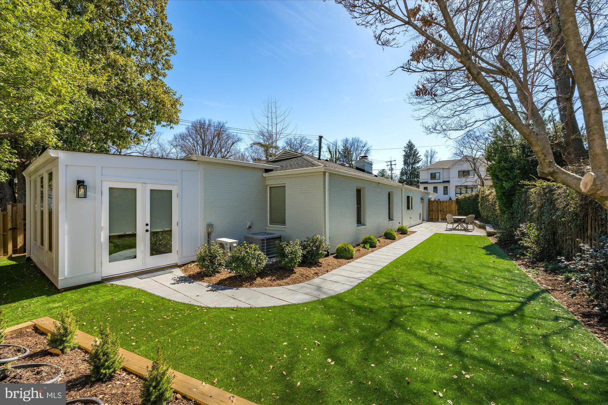 6700 Rannoch Road Bethesda, MD 20817 - Photo 34 of 35