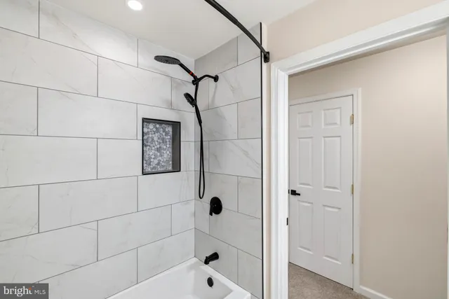 $2,450 | 6610 Lake Park Drive, Unit T1, Greenbelt, MD 20770