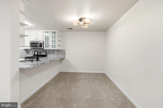 $2,450 | 6610 Lake Park Drive, Unit T1, Greenbelt, MD 20770