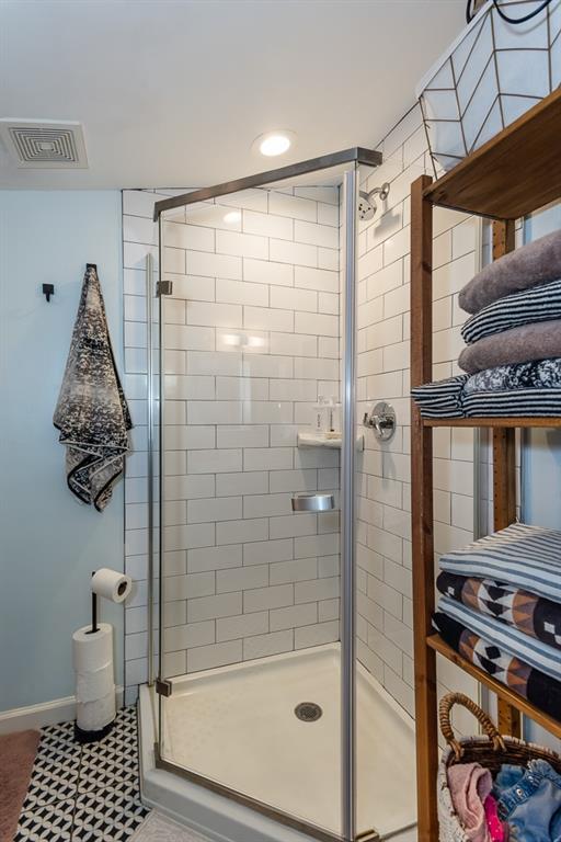 3056 Vine Circle Decatur, GA 30033 - Photo 10 of 46 Gallery Image 10