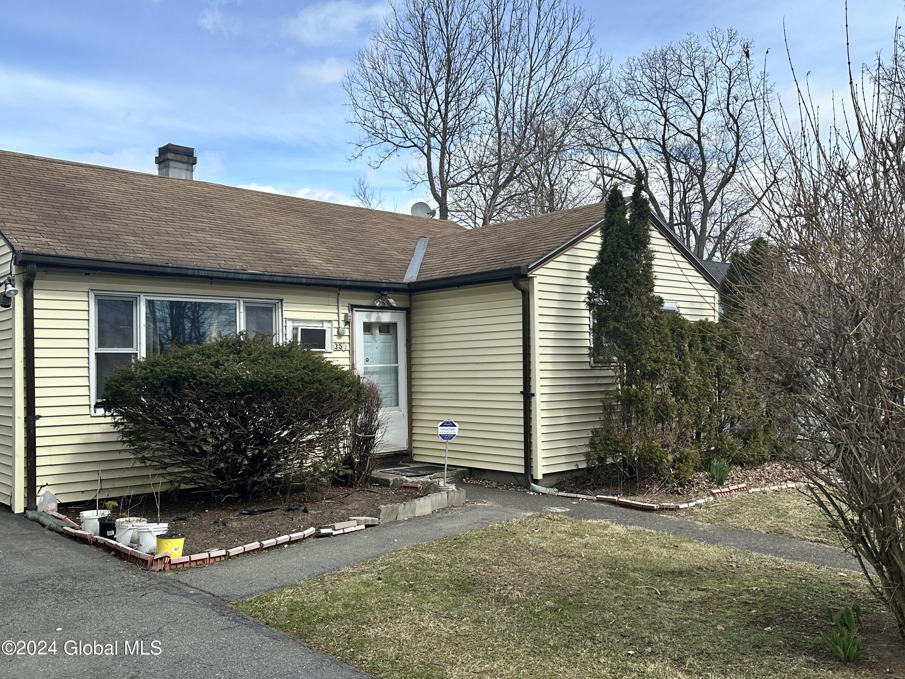 359 Whitehall Road Albany, NY 12208 - Photo 13 of 13 IMG_5968