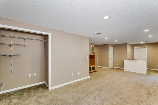 $339,900 | 631 Brentwood Court, Andover, KS 67002